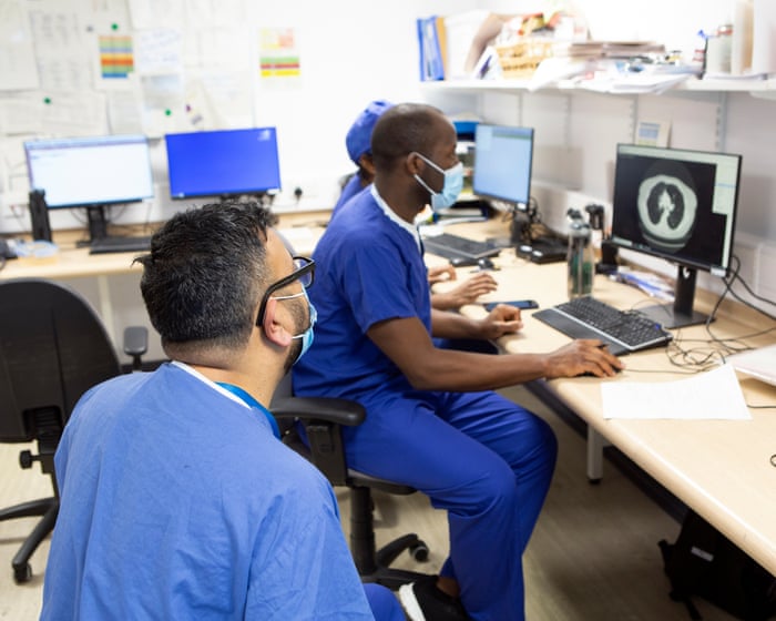 NHS radiographers report rise in overt racist abuse by patients