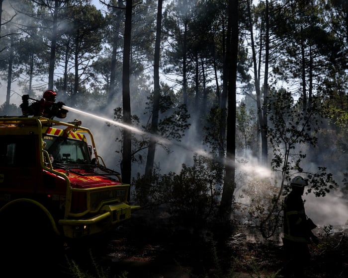 New evacuation from tourist sites near Bordeaux as France and Spain fight wildfires