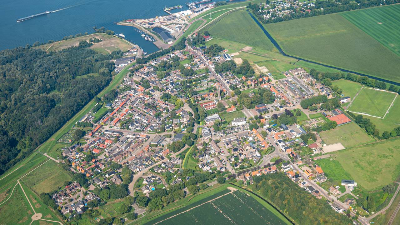 Twee dagen na de bekendmaking over Moerdijk draaide Minister Keijzer