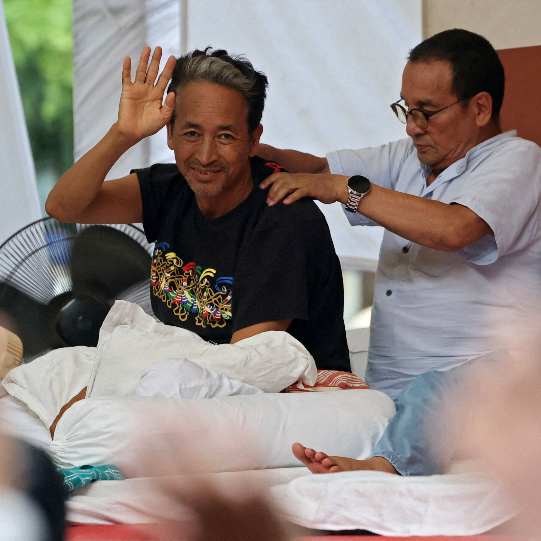 Prominent Indian Activist Breaks Hunger Strike After 26 Days